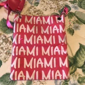 Robin Ruth Cross body purse is a necessity for travel and shopping